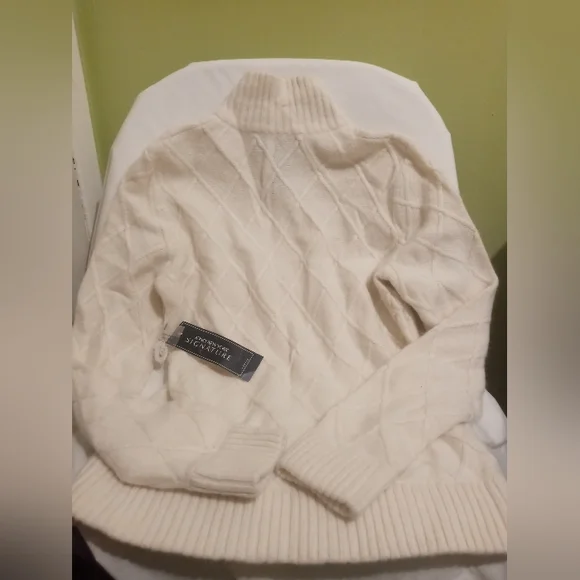 Jones New York Signature Argyle Knitted Cream Turtle Neck Cardigan, Size: Petite - Picture 8 of 8